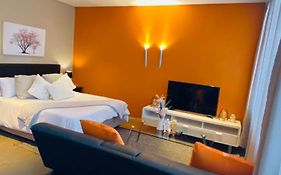 The Orange Corner